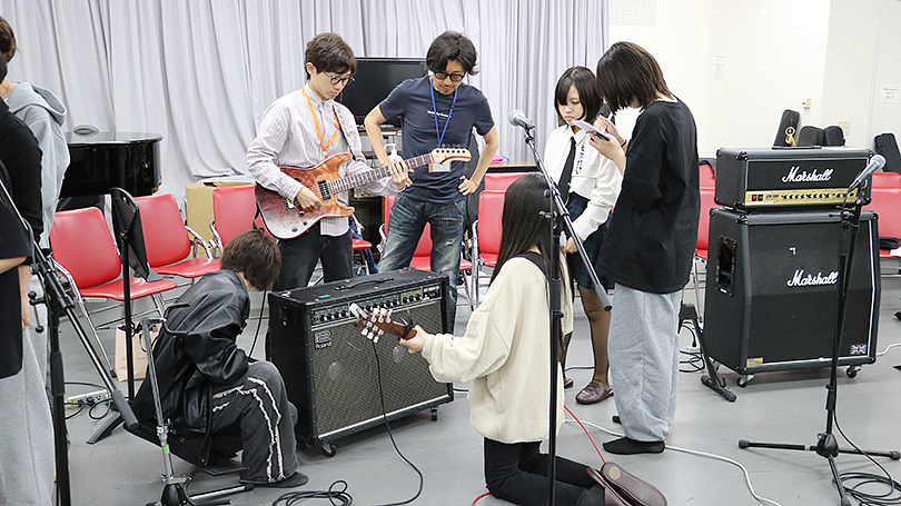 横浜緑園高校のスキルアップセミナーを実施 - MUSIC DAYS